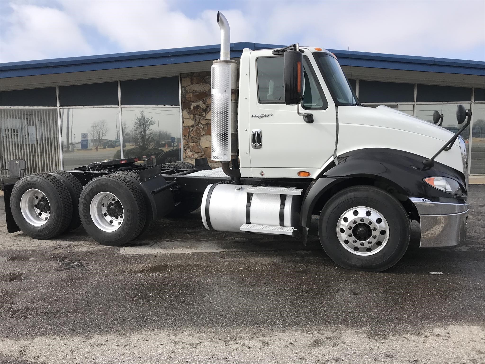 bowen equipment - white daycab truck